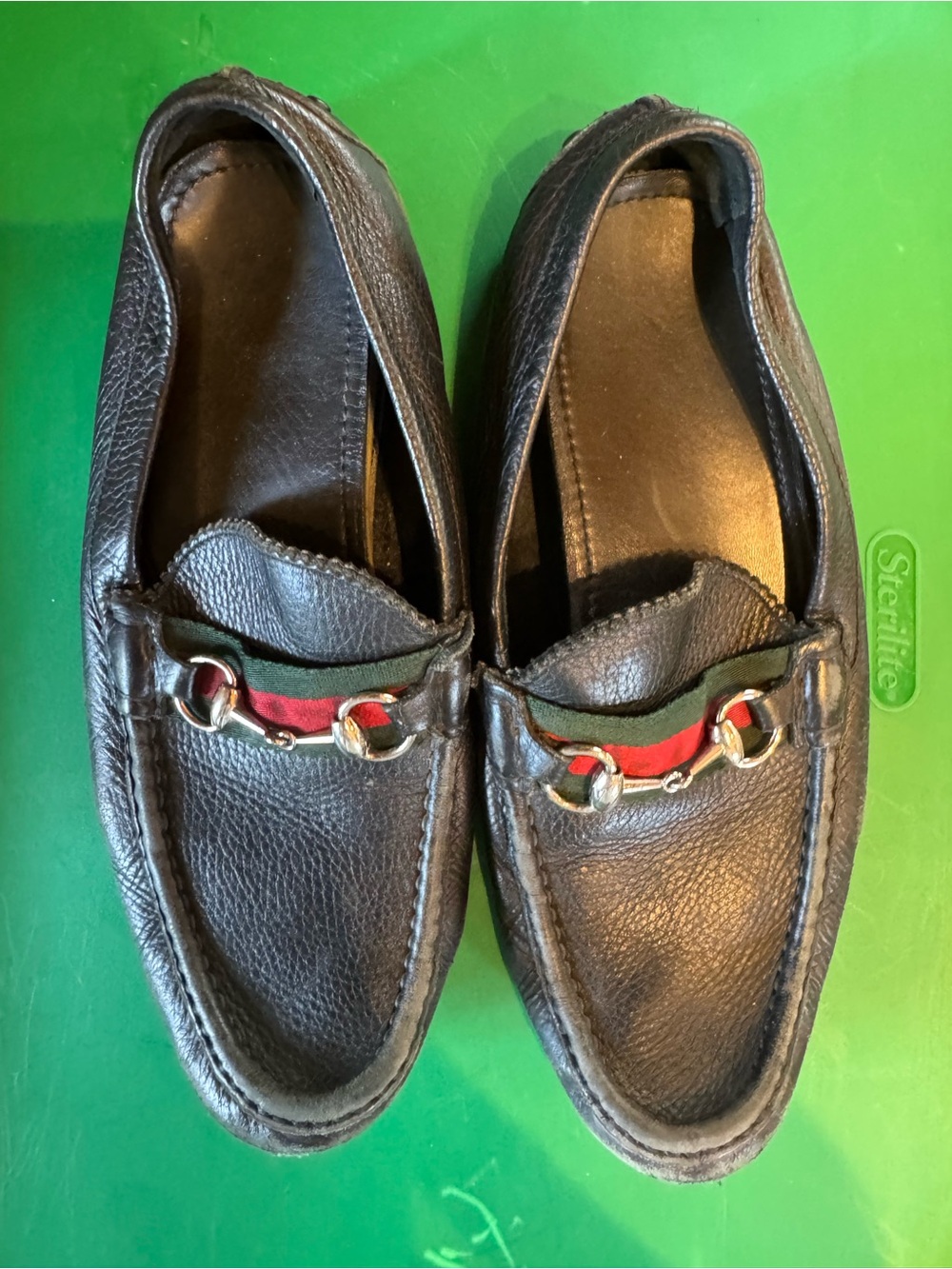 Gucci Black Leather Loafers with Red and Green Web and Horsebit